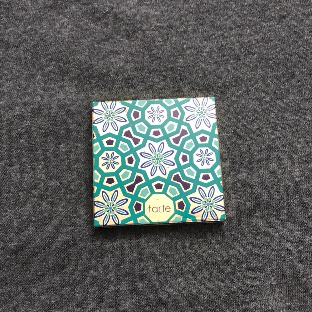 Tarte highlighter- goddess glow